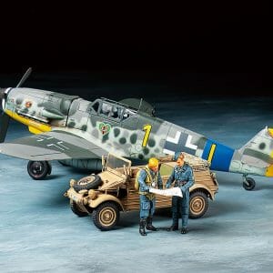 Tamiya 25204 Messerschmitt Bf109 G-6 en Kübelwagen Type 82 Set